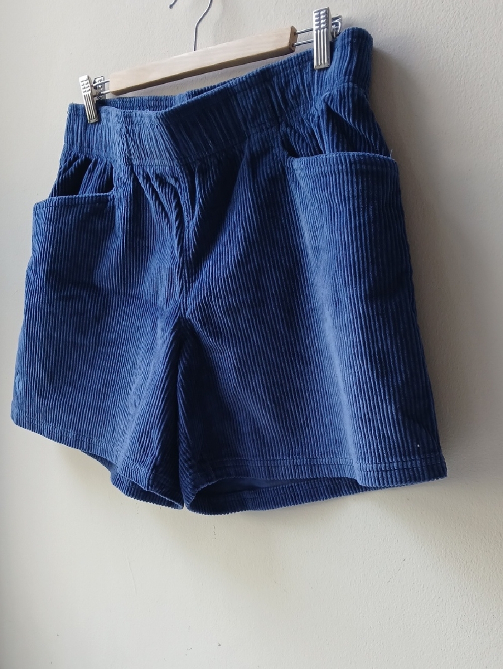 Black Diamond Wide Wale Corduroy Shorts Blue Large - Picture 2 of 6